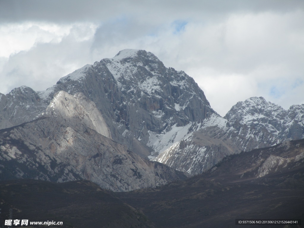 九寨雪山