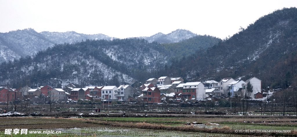 小山村