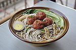肉丸荞麦面