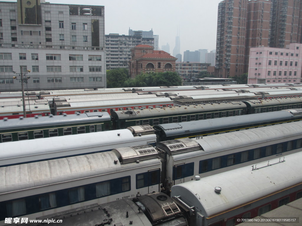 上海宝山火车