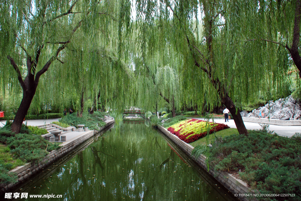 北京菖蒲河公园夏景