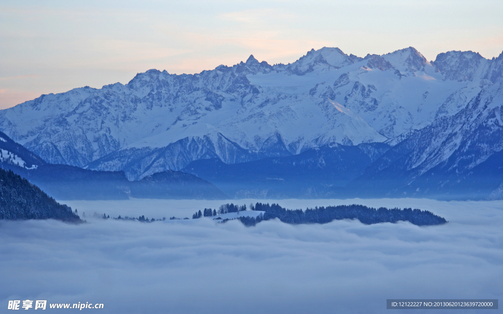 雪山
