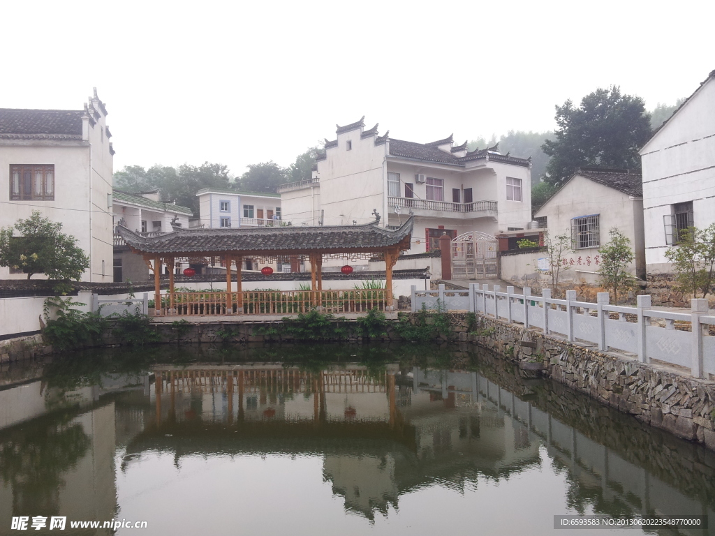 江村
