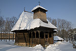 雪间小屋