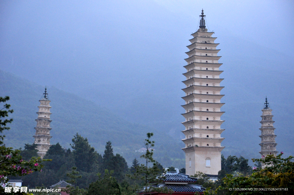 大理三塔