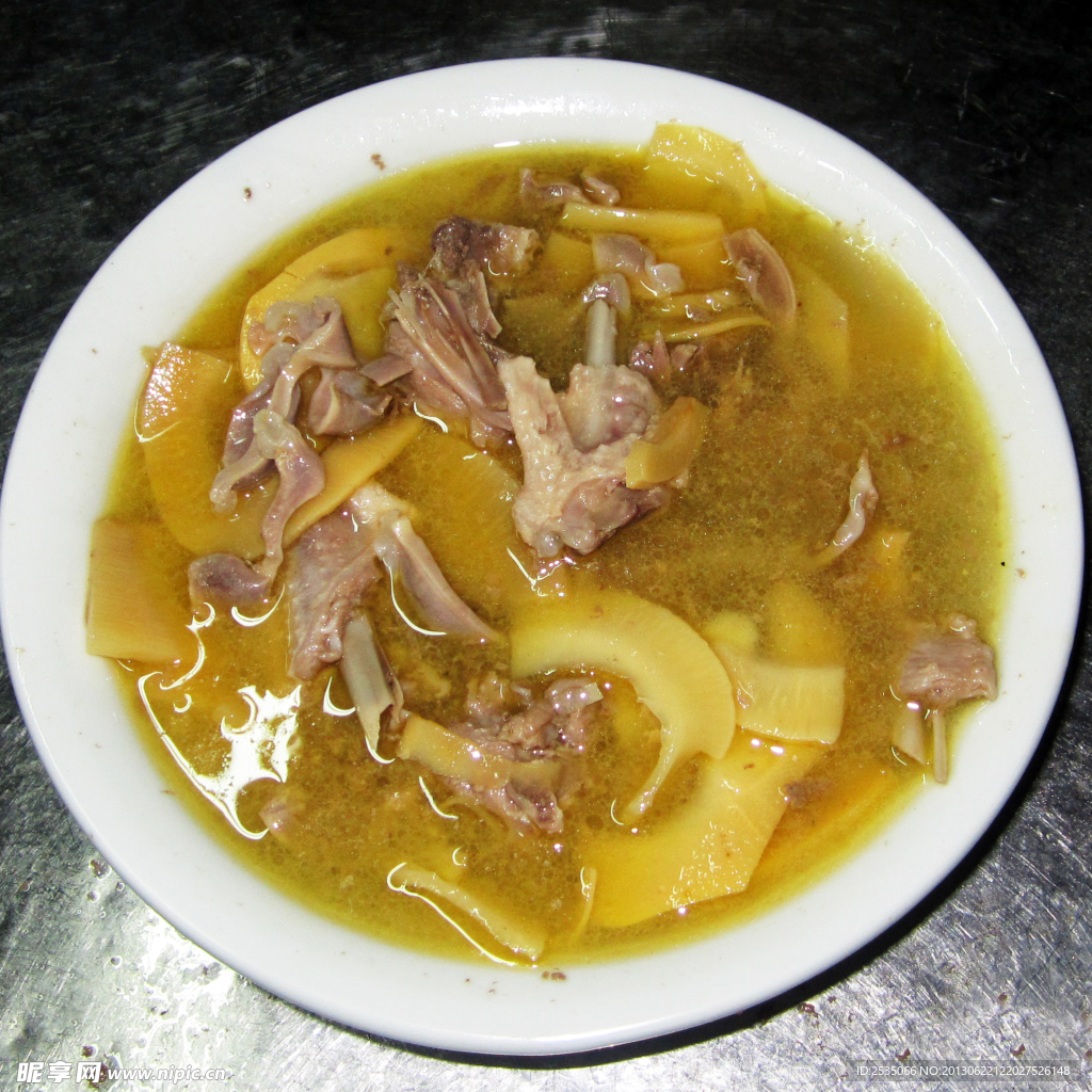 蒸鸡肉鸭肫