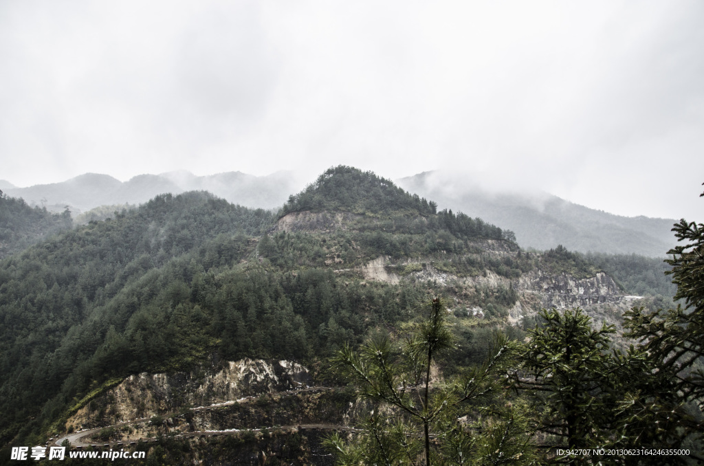 山中风景