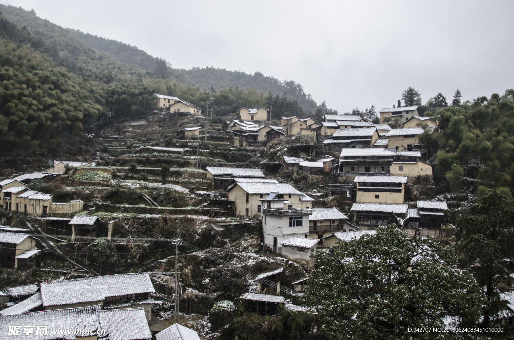 山村雪景