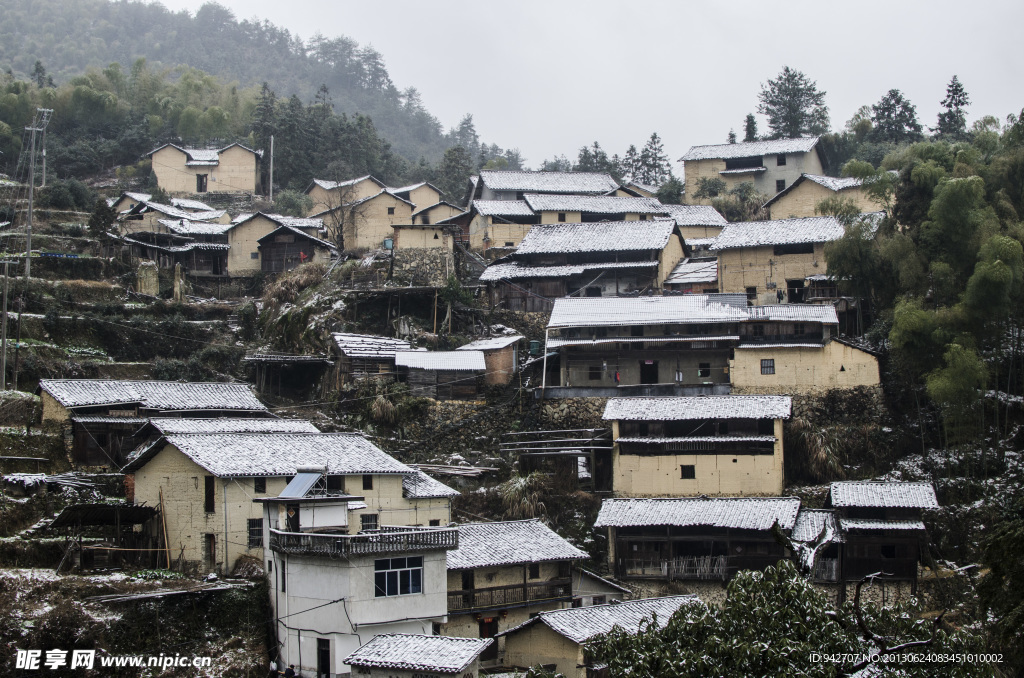 山村雪景