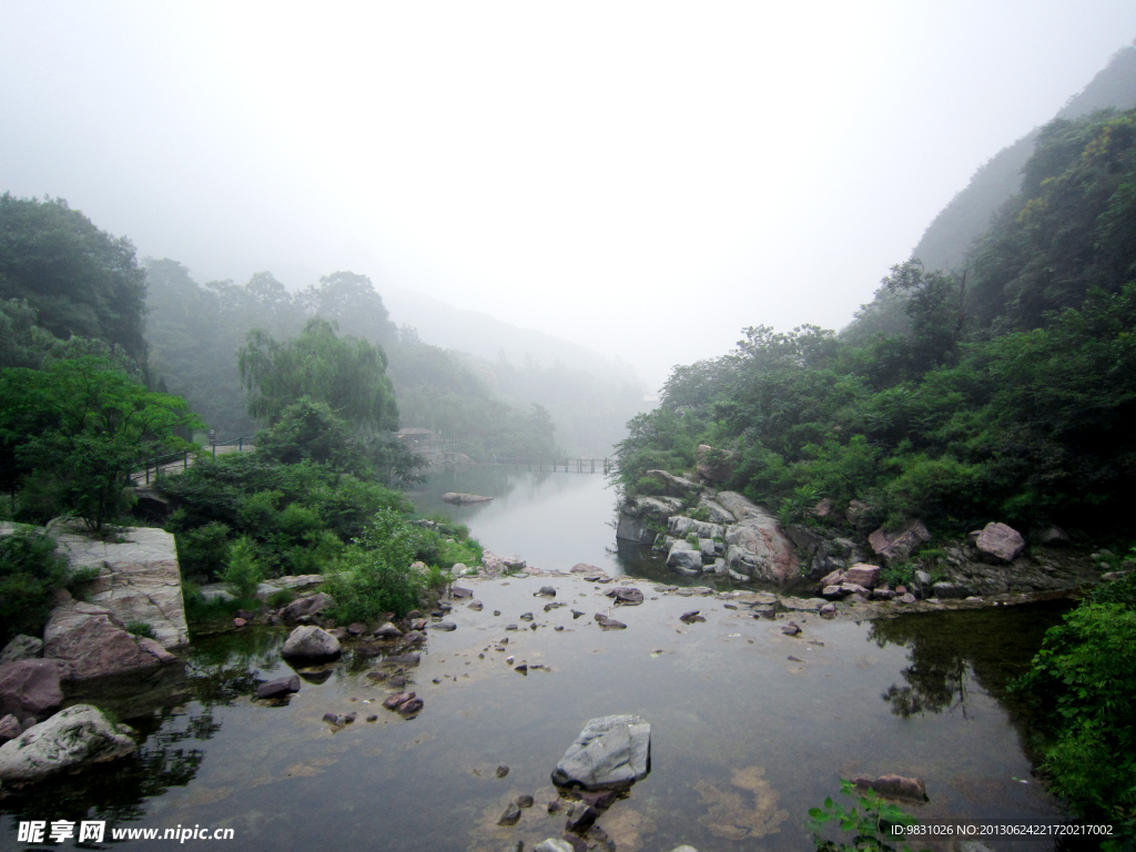 河流山脉