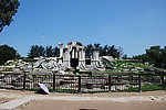 圆明园遗址夏景