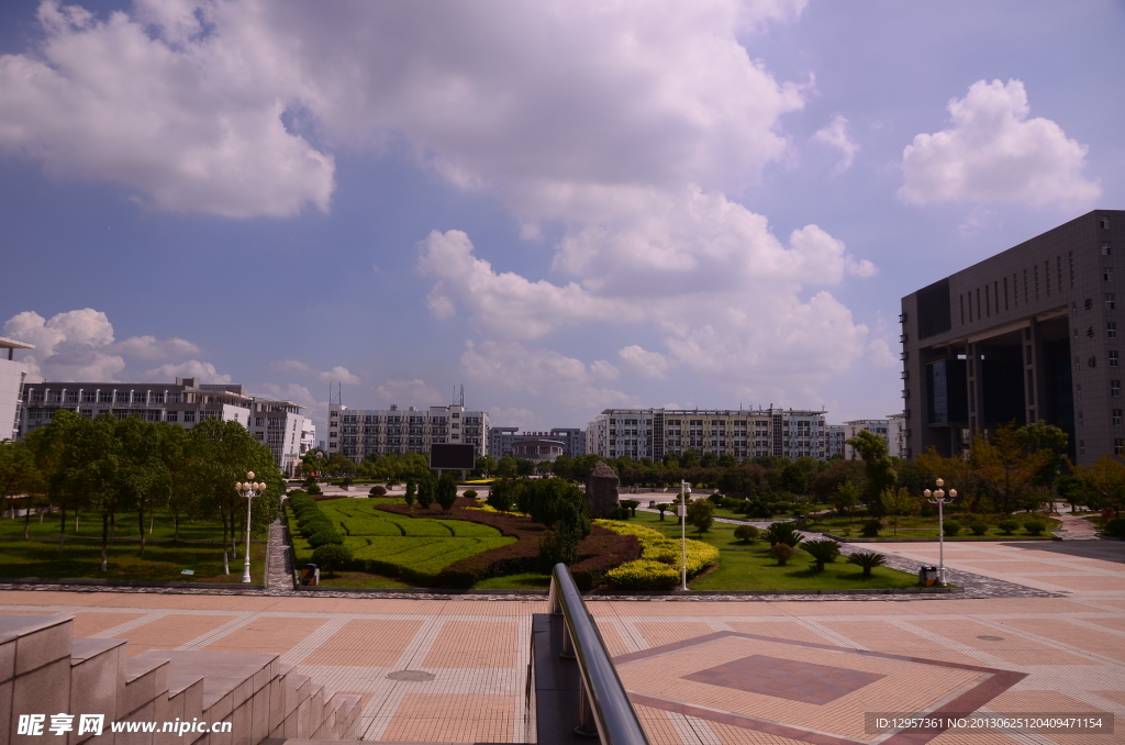 江西现代学院