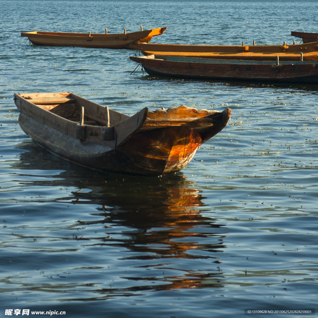 泸沽湖晨曦