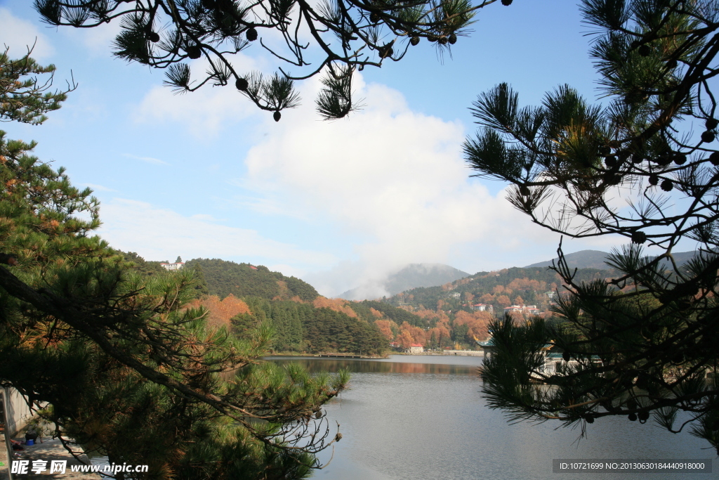 高山平湖