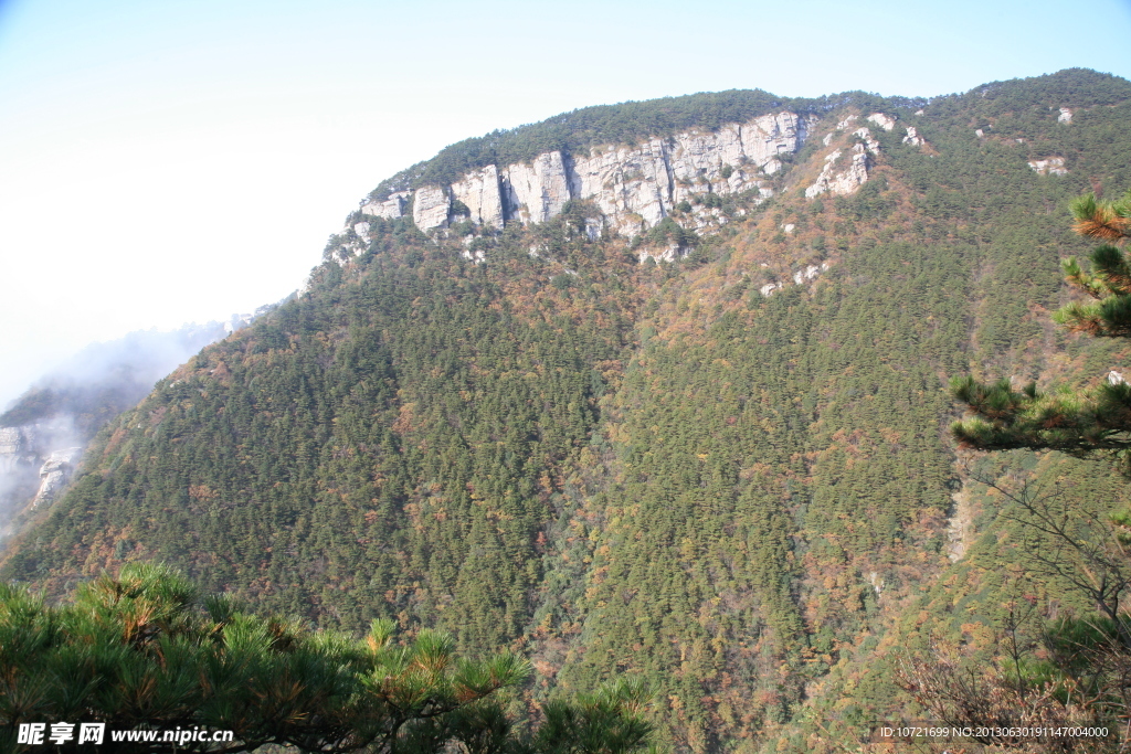 山峰