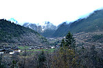 雪山村