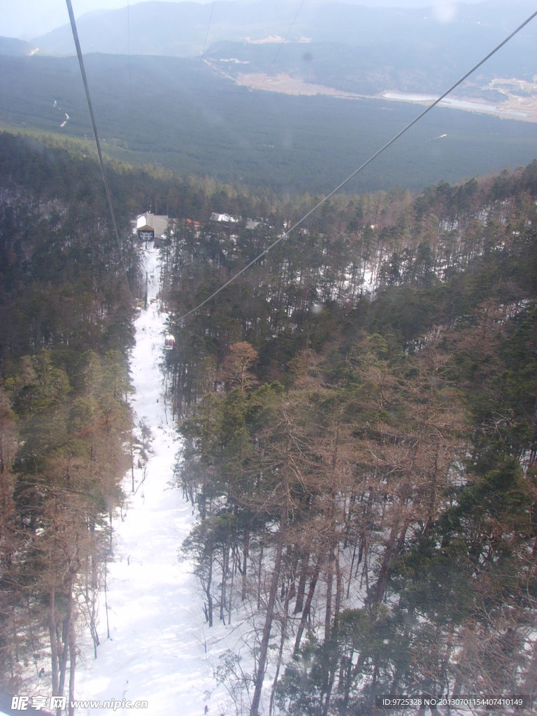 玉龙雪山下索道