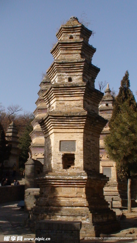 塔 古塔