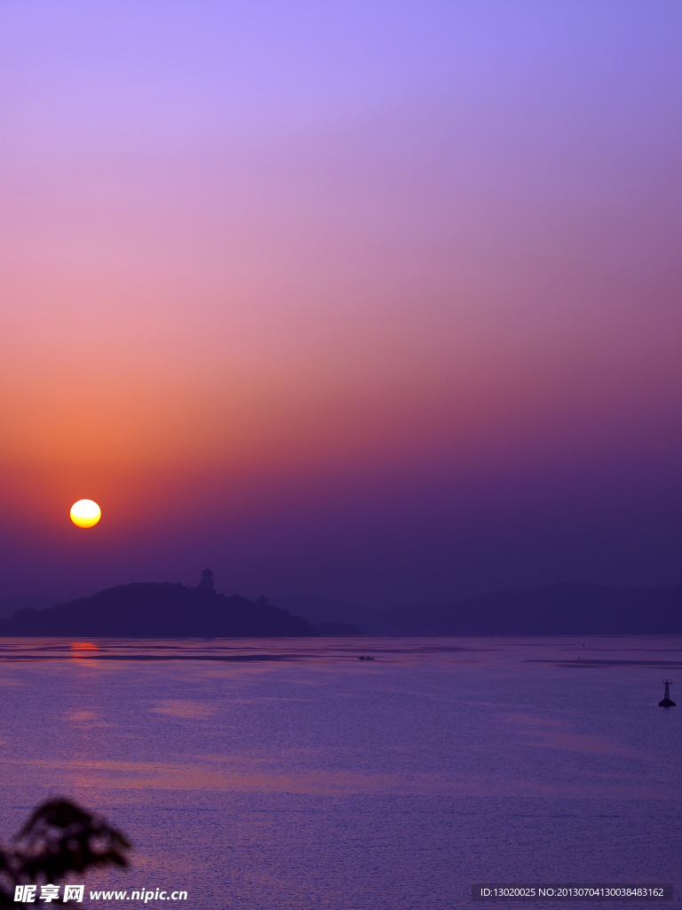 太湖日出