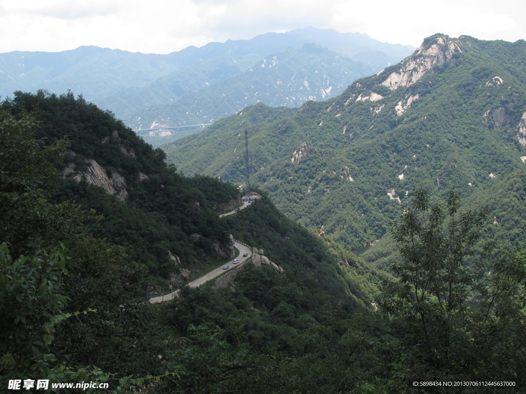 河南鲁山平沟文殊寺山