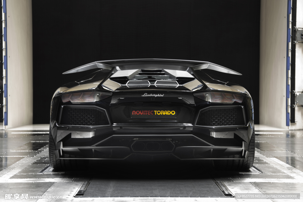 兰博基尼aventador