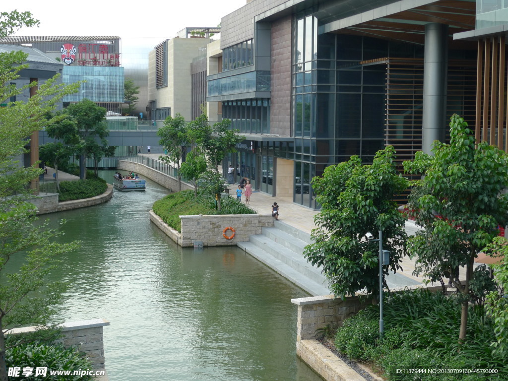 深圳欢乐海岸河道景观