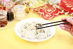 盘子中的饺子