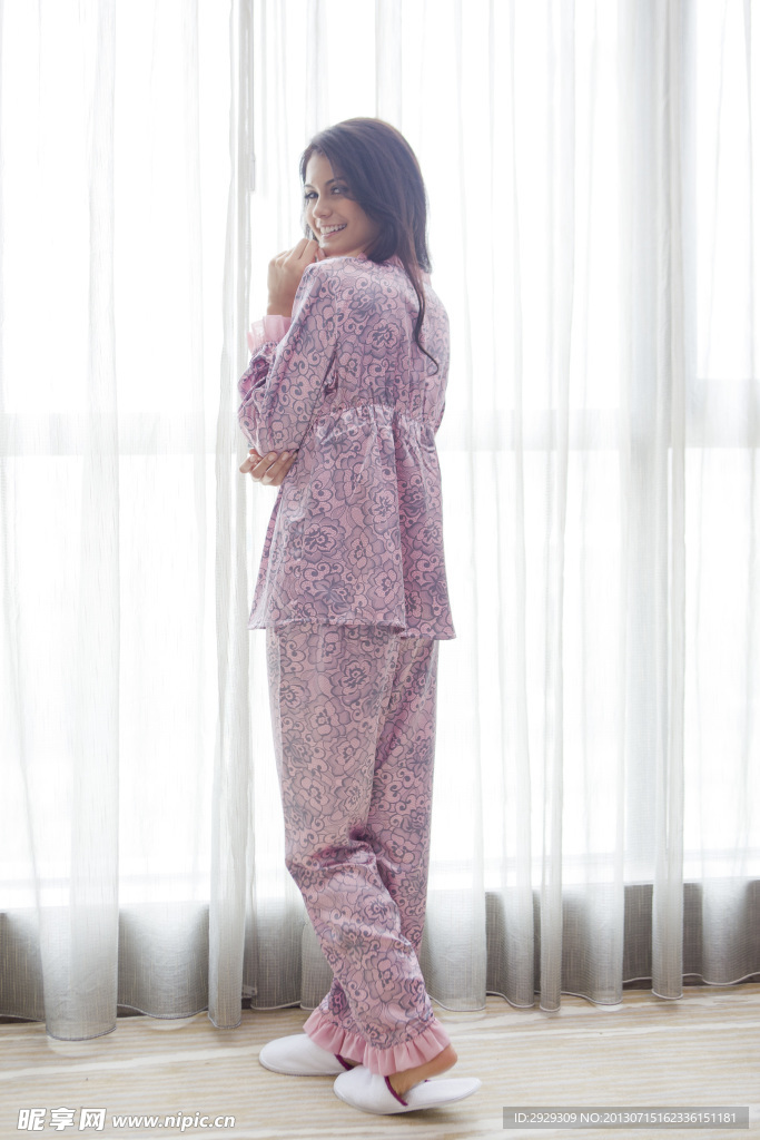 女士睡衣