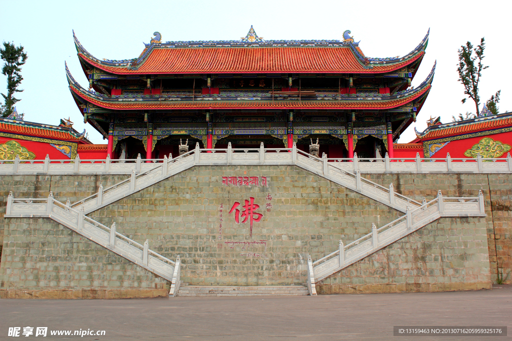 感恩寺山门