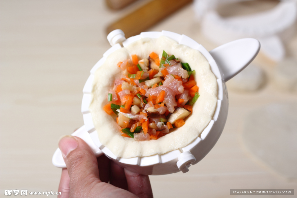 包饺子