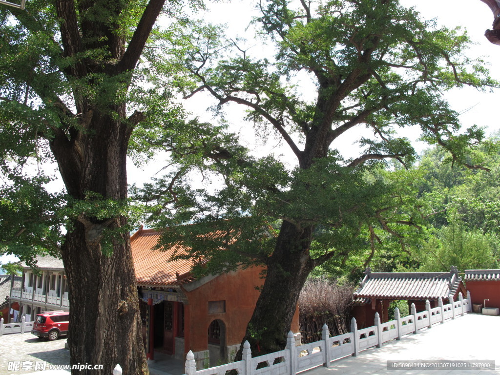 河南鲁山文殊寺