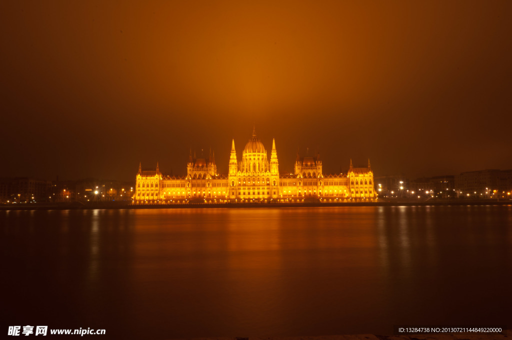 匈牙利国会大厦夜景