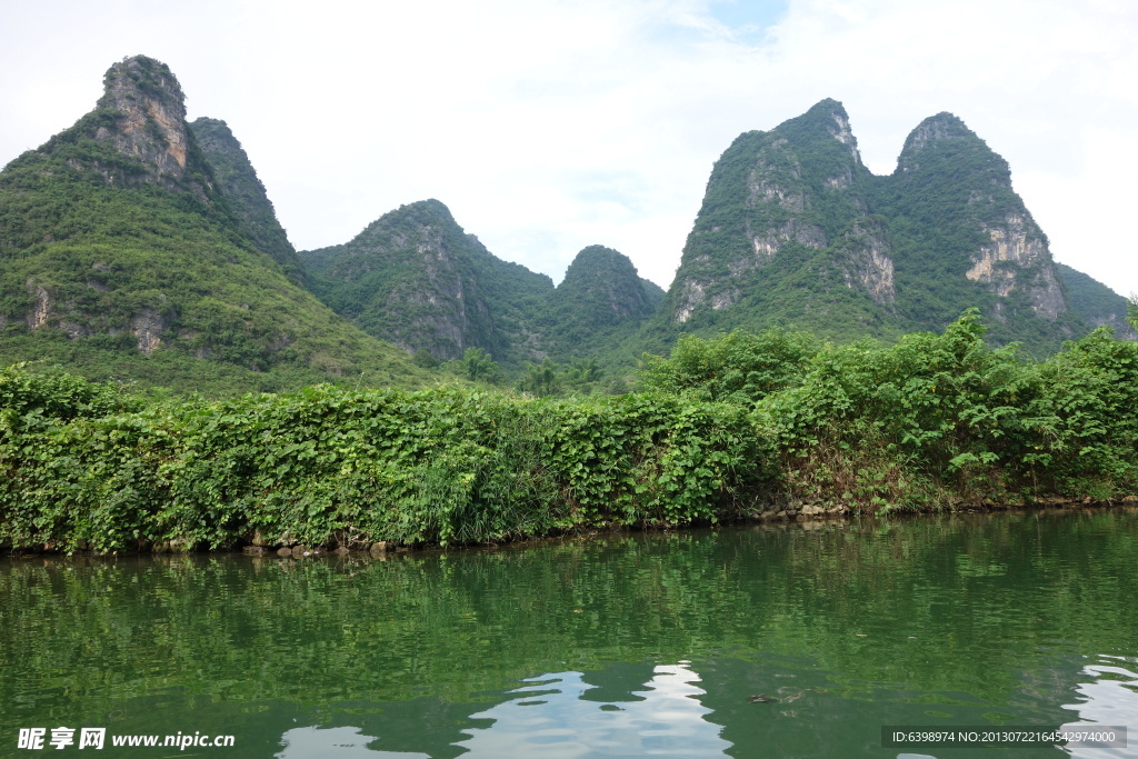 阳朔遇龙河