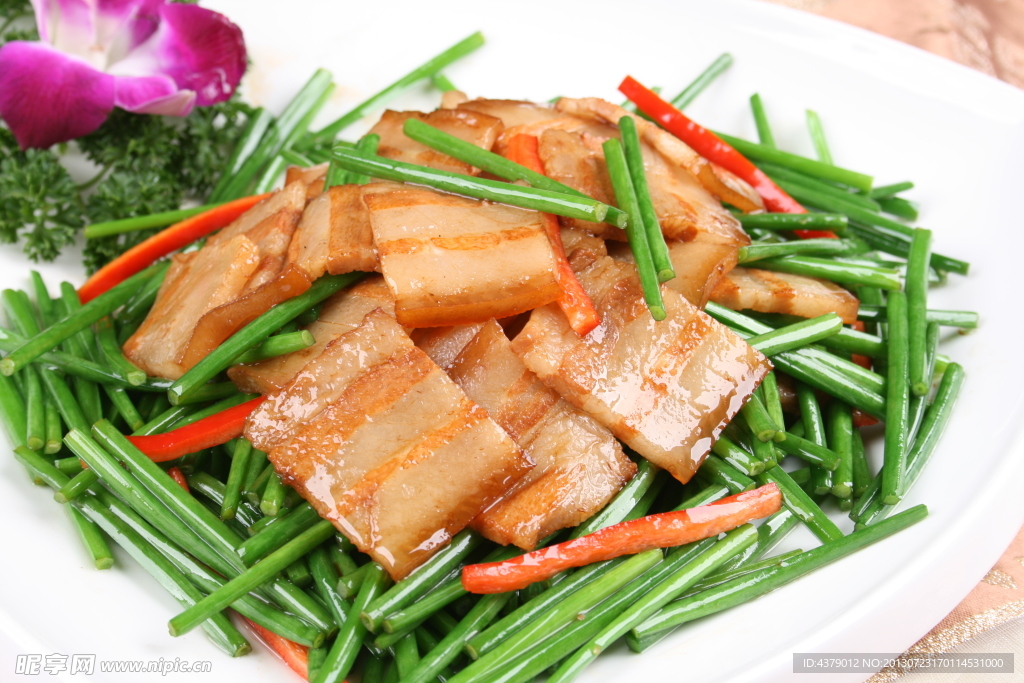 蒜台回锅肉