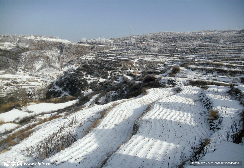 梯田雪景