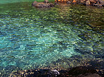 清澈湖水