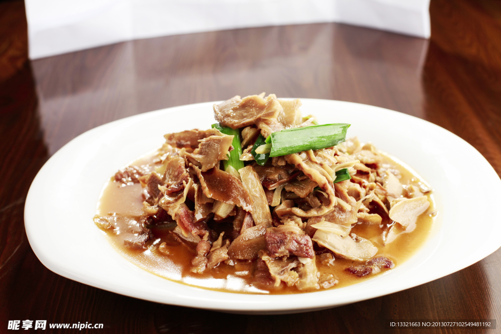 山菌炒肉