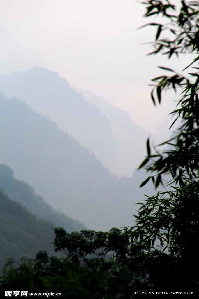 雨后青山