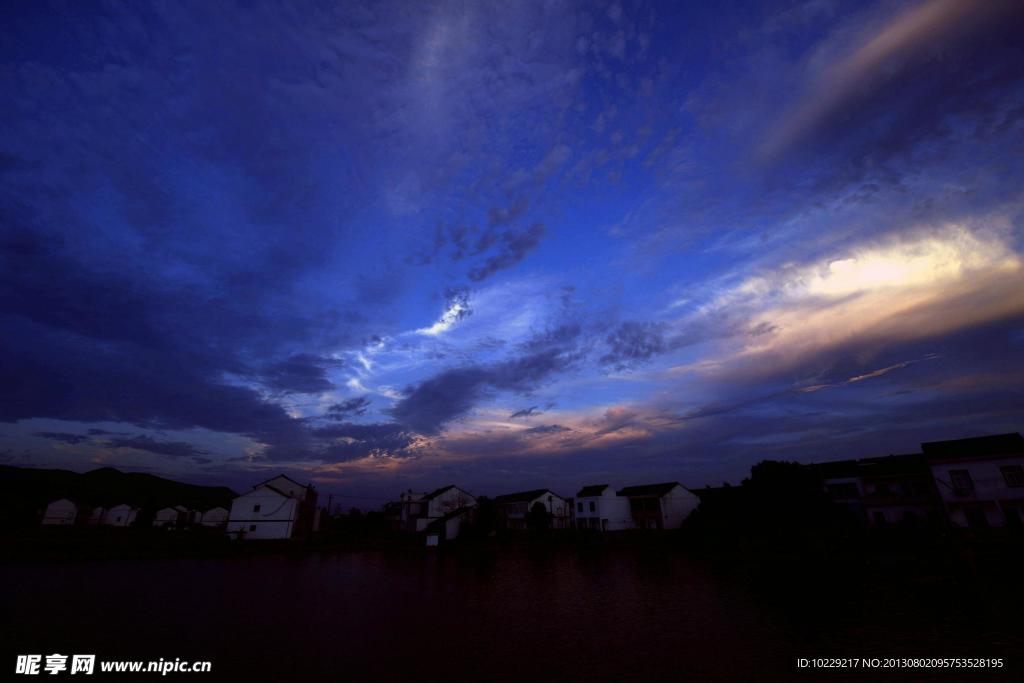 天空
