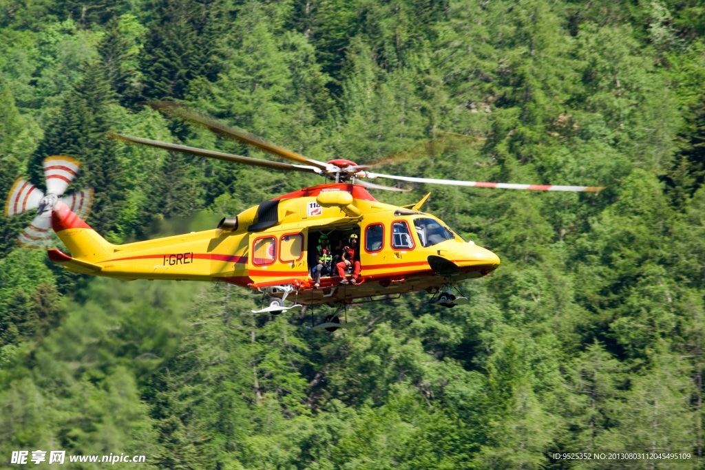AW 139直升机