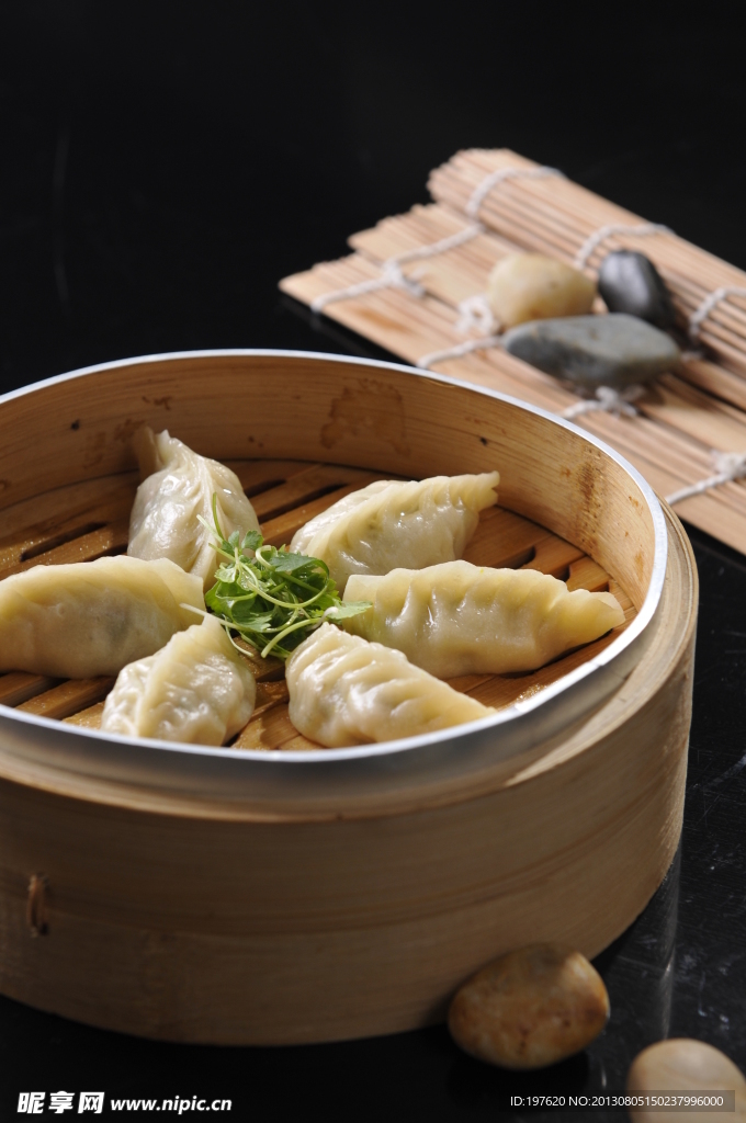 蒸饺 小笼包