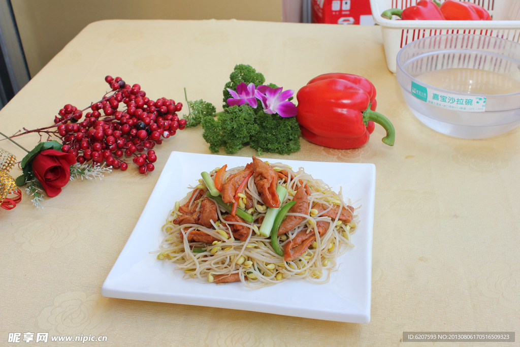 大肠炒豆芽