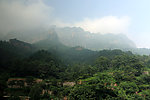 山峰绿色