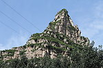 山峰 绿草 高山