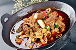 干锅牛腩豆皮