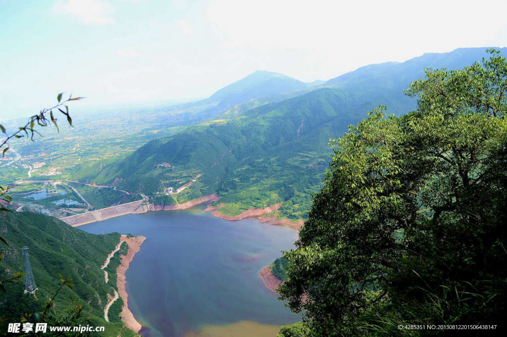 山区水库