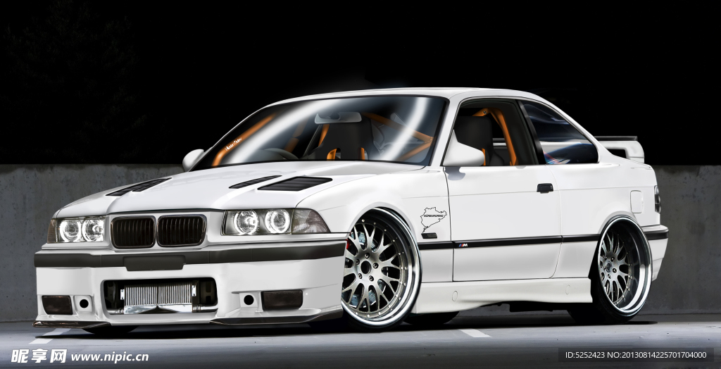 宝马E36