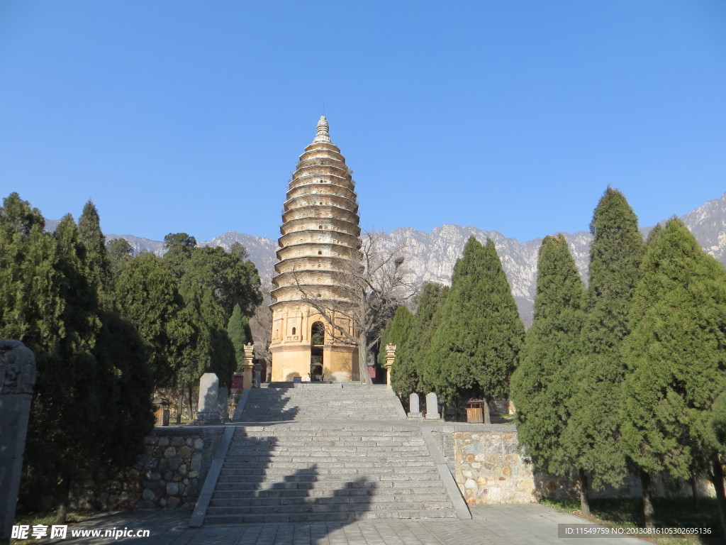 嵩岳寺塔