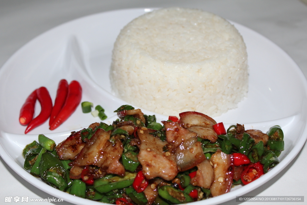 农家小炒肉饭