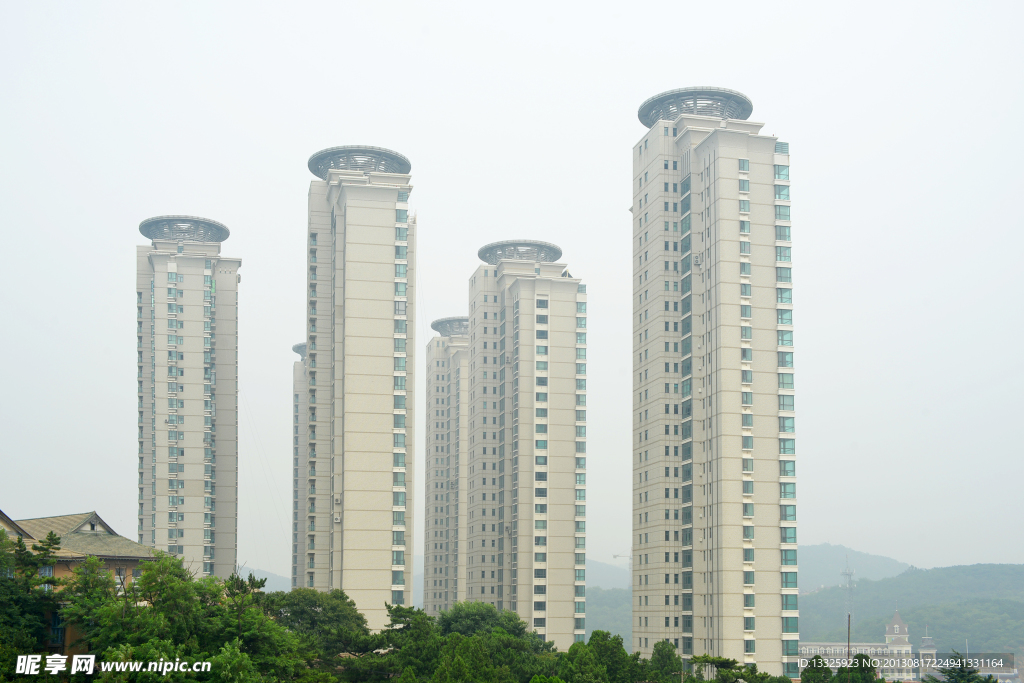 现代建筑楼群
